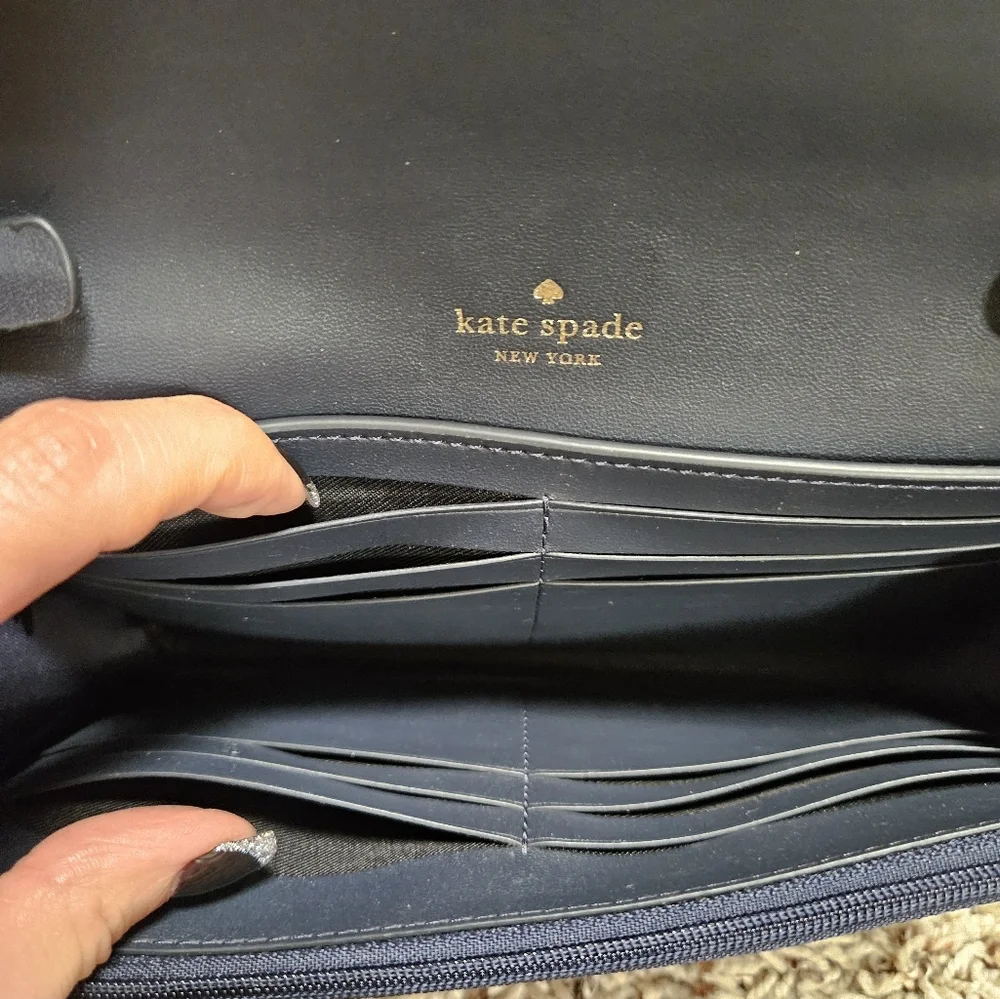 Kate Spade ♠️ Marti Wallet Crossbody - Picture 2 of 11